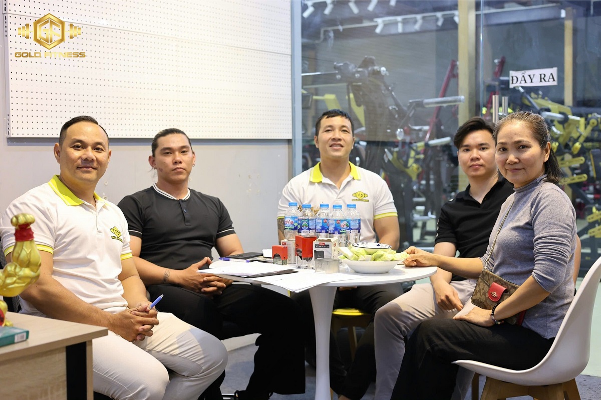 Tính điểm hòa vốn phòng gym (2)